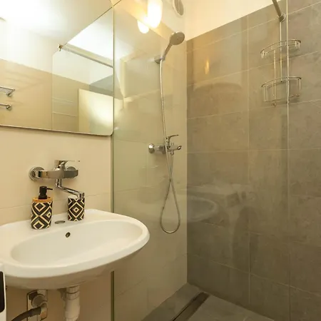 Appartement Mirna One Bedroom Near Old Town