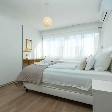 Mirna One Bedroom Near Old Town