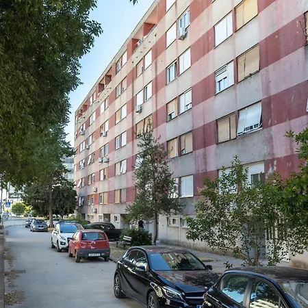 Mirna One Bedroom Near Old Town דירה *