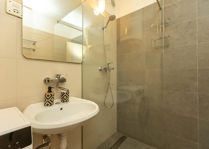 Διαμέρισμα Mirna One Bedroom Near Old Town